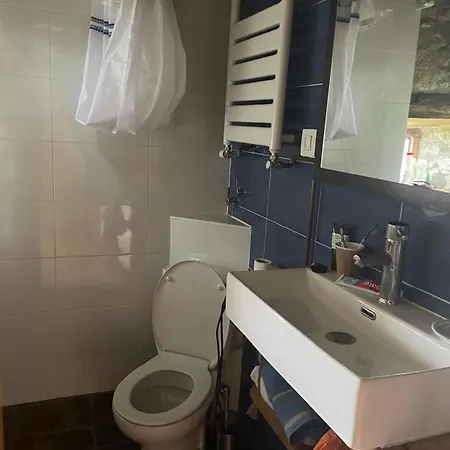 Caravia, Cachucho-casa