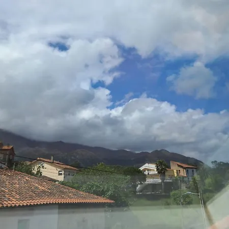 Caravia, Cachucho-casa *