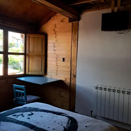 El Cachucho-casa Apartment